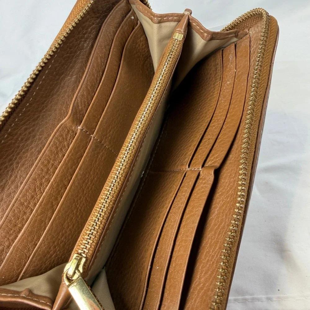 Tory Burch Wallet Womens Brown Miller Zip Continental Pebbled Leather Gold Logo